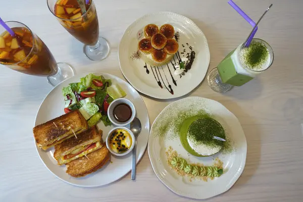 蜜菓拾伍‧小火山加餡版的多種口味戚風蛋糕，適合姊妹淘聚會的漂亮下午茶餐廳~