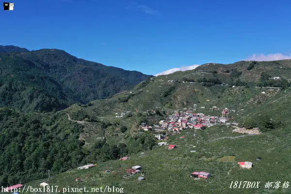 【台中。和平】雪山下的天空部落。環山部落。7-11二樓隱藏版景觀。高山群峰環繞
