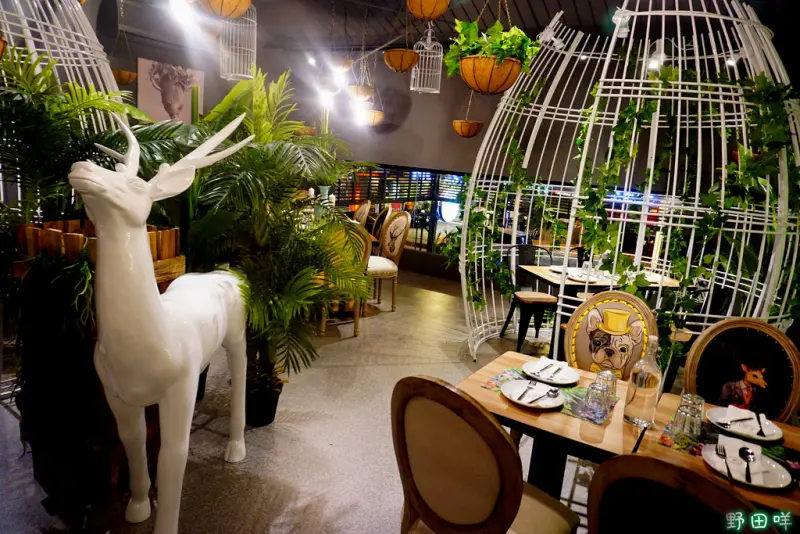 【高雄】♚ J.C.co 藝術廚房♚彷彿踏進精靈住在的森林．鳥籠裡的座位．新開幕超人氣餐廳．無國界料理．文山特區美食