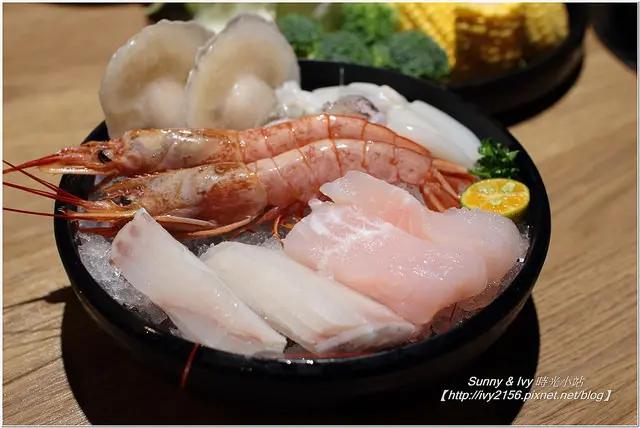 【台北中正食記】打狗霸TAKAO1972（德立莊店）。日式料理與火鍋結合，選擇更多元化