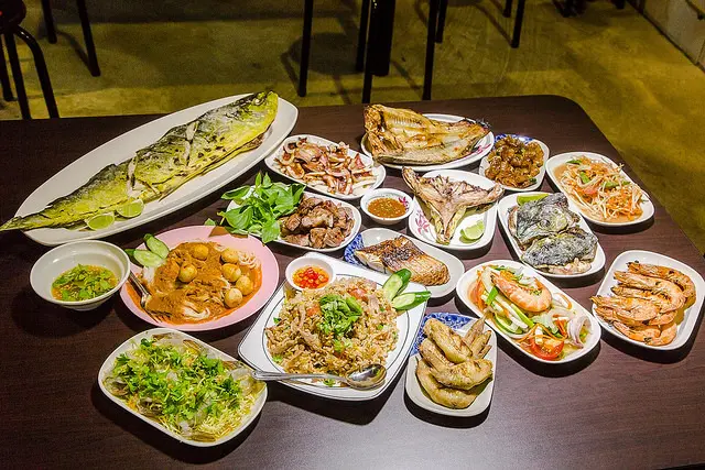 【廣宣】【樹林美食】從花蓮紅到台北的-米噹泰式碳烤(樹林店)