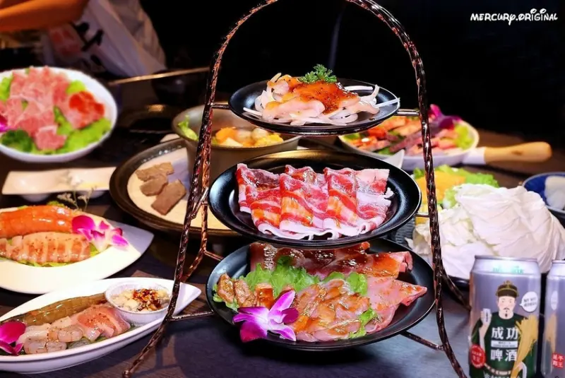 悅上引海鮮和牛鍋物｜台中頂級火烤兩吃，冰淇淋星巴克咖啡飲品無限暢飲