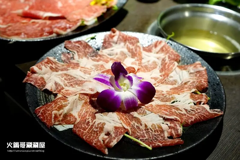 捷運萬隆站美食 火鍋哥涮涮屋 Hot-Pot Brother ✿✿ 台北文山區火鍋 / 涮涮鍋 / 鍋物 / 聚餐 推薦（完整菜單 menu）