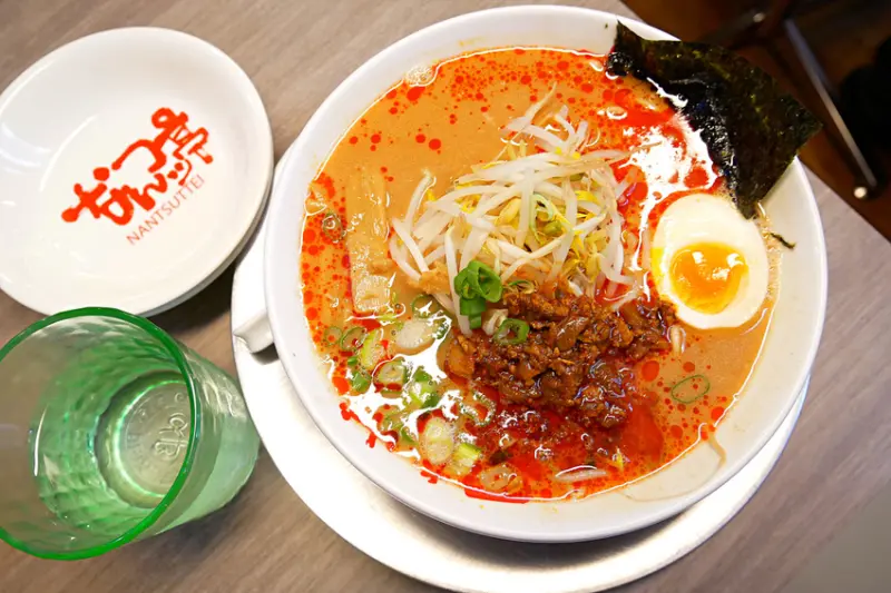 [台北信義] 日本料理東西軍光環玩笑亭拉麵