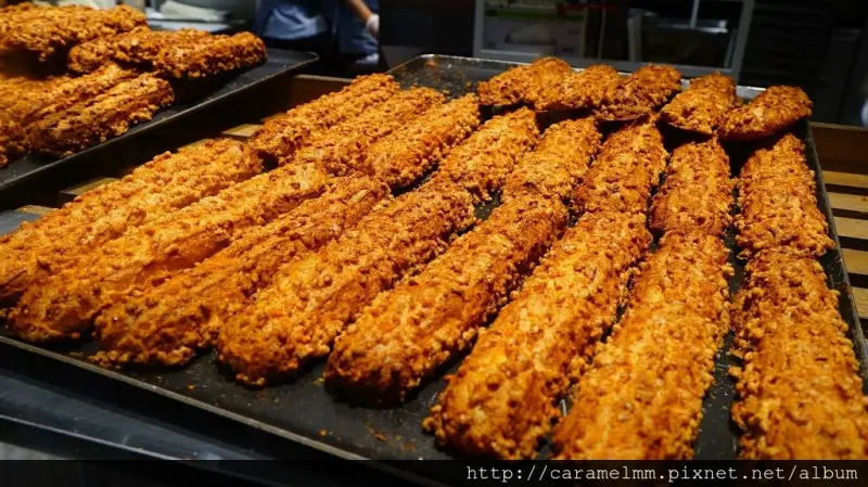 【台北信義】ZAKUZAKU 棒棒泡芙 日本東京人氣甜點 市政府捷運站/101捷運站/新光三越A11 愛評體驗團