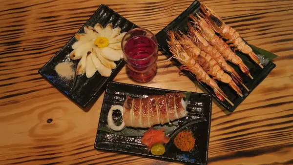 【新竹車站美食】深夜食堂－串燒。烤物。私房料理。各式獨特酒類｜道地日式風味｜新竹居酒屋