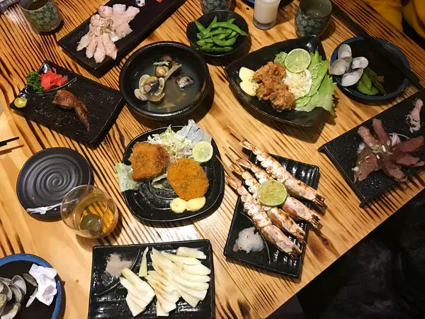 【深夜食堂】新竹東區 - 下班相揪去吃日式串燒燒酒！如家一般的宵夜居酒屋