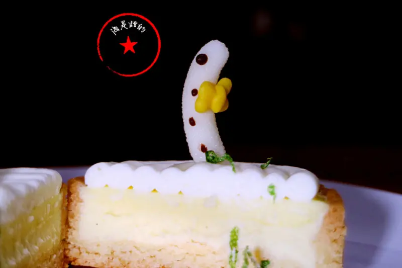 食記►桃園┃海是甜的 Honey Ocean┃桃園ATT筷食尚，聽說是新北永和知名隱藏版甜點店來桃園設櫃！吃完後說實在蠻失望的，失望文、不喜勿入