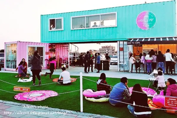 [彰化] 充滿少女心的夢幻貨櫃咖啡屋,彰化高鐵站旁的『HAO YU好悠咖啡』