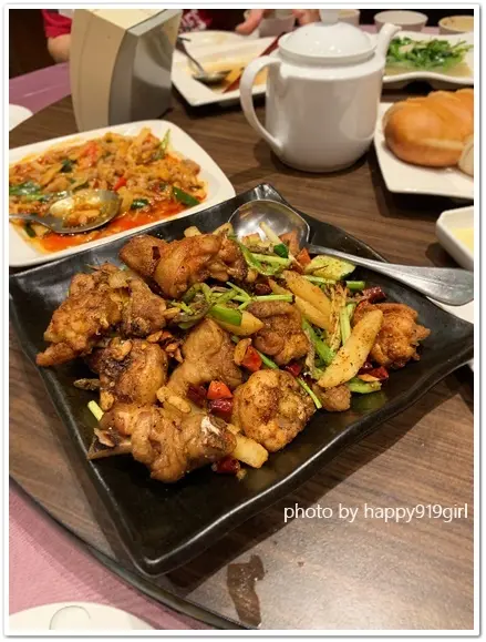 [新北永和]菜色承襲川味，菜名充滿創意且饒富趣味★紅堂新川菜