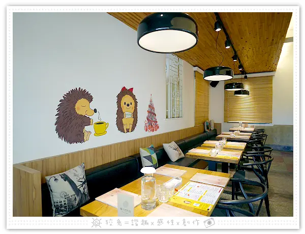 [台南食記] 圈子Brunch.Coffee 台南公園店~早午餐盛宴！獨棟三層老屋！選用米其林三星主廚推薦的法國樂家咖啡！