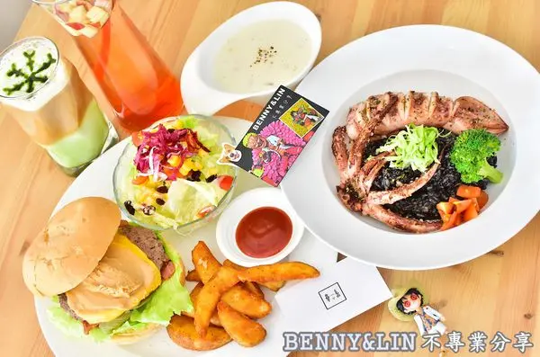 [台中南區美食]餐點豐富用餐環境舒適，興大商圈聚餐推薦-- 草系PASTA(台中美食推薦、中興大學、台中義式料理、台中輕食下午茶推薦、台中早午餐)