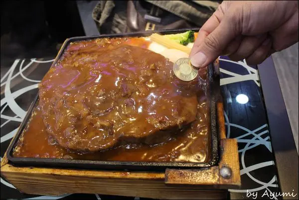 [愛評體驗團]給你滿滿的大滿足~747巨無霸炙燒牛排餐廳        
      