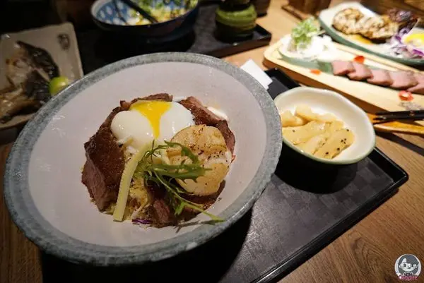 [食記/台北中山區]本陣屋日式料理 捷運雙連站 超級Q彈讚岐烏龍麵製麵所 牛小排跟干貝CP值破表