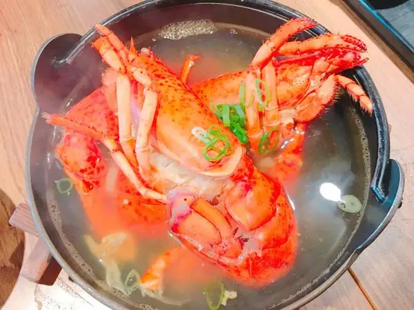 捷運雙連站✿本陣屋✿冬季波士頓龍蝦烏龍麵 ! 西方結合日式的好味道 ! !