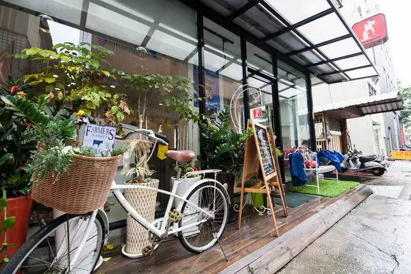 [吃喝]歡迎光臨毛小孩的聚會所～Two Puppies寵物友善餐廳。