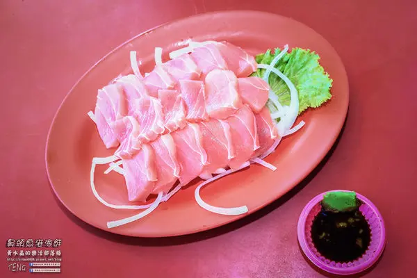 鼻頭魚港海鮮(阿秀海產)|屏東縣恆春鎮鼻頭漁港在地隱藏版必吃海產店；價格公開且內行人才知道的無菜單海產店；來墾丁必吃，不然就白來玩了。(三立電視台~台灣尚青、青春好七淘推薦)