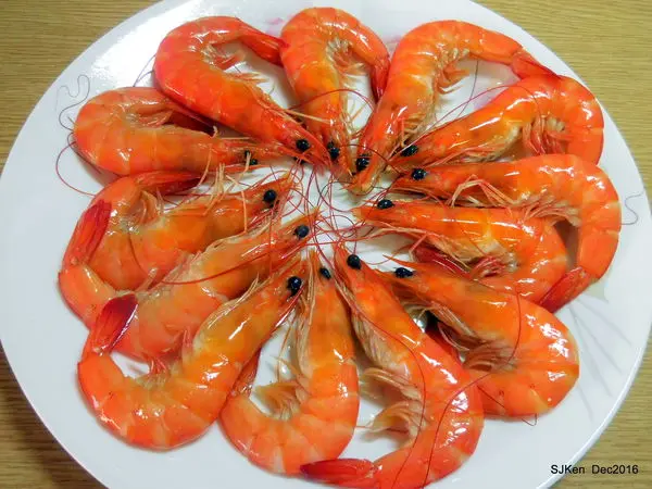 2017開運年菜「蝦覓世界」--- 天然無毒急速冷凍海鮮漁產宅配到府，多道新鮮美味年菜1小時輕鬆上桌! 