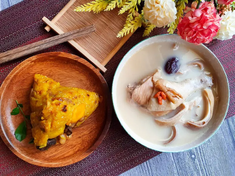 【 端午節肉粽推薦】Thai J 泰式料理 主廚親手包給你吃！泰J黃金粽｜胡椒豬肚雞湯