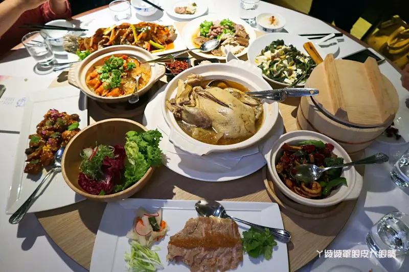 正月初一新台灣料理！台中公益路美食 - ㄚ綾綾單眼皮大眼睛