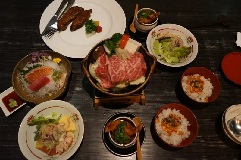 【竹北食記】橙家新日本料理，賞味午膳套餐，5道菜、1湯、1甜點，菜色豐富，味道鮮美，手作甜點讓你回味無窮