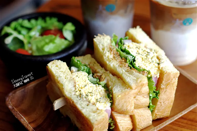 [布朗趣。松山] 大師兄回來了!! 還帶回中西合璧口味的早午餐@近南京三民捷運站的大師兄咖啡