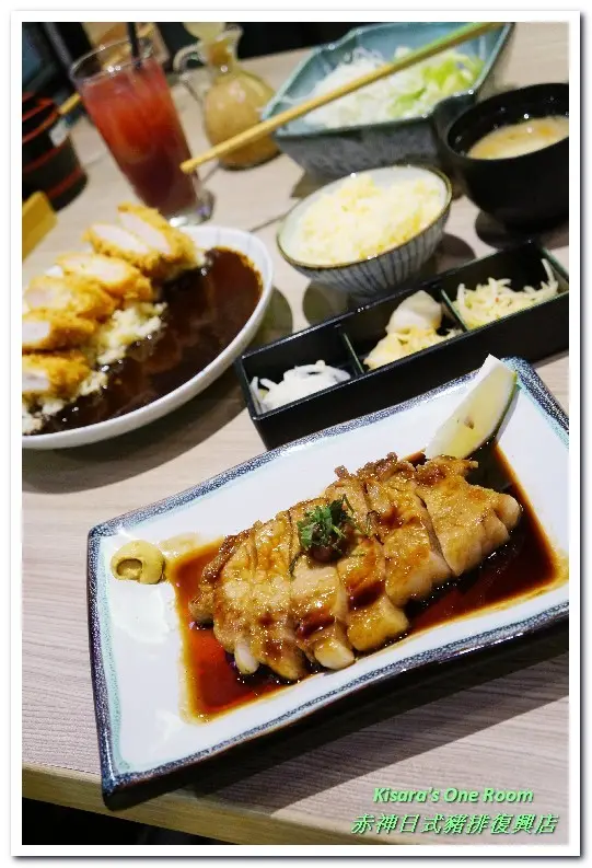 南京復興日式豬排．毎次到訪都很令人滿足的炸豬排料理──赤神日式豬排復興店        
      