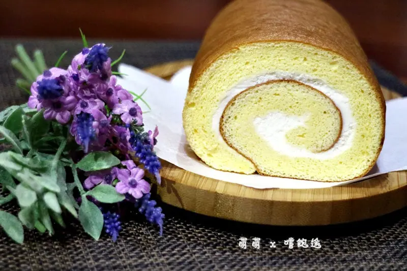 食記►宅配美食┃堂島スウィーツ(堂島甜品)┃魔法生乳卷空運來台！日本大阪熱銷25年的超夯甜點，不用跑到日本就吃的到超感動！