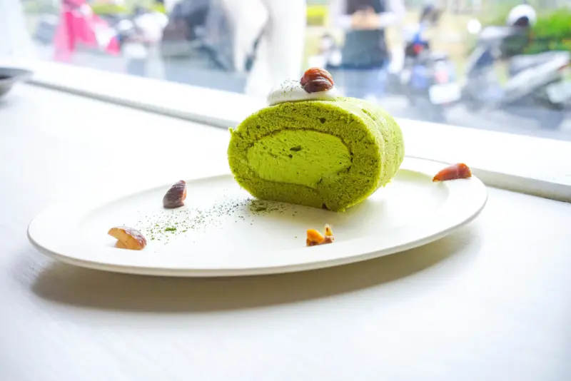 『魔王在吃 Chill Bake』高雄鹽埕區 文青迷必踩點白色小矮房裡的手作甜點店『內文有店家資訊』