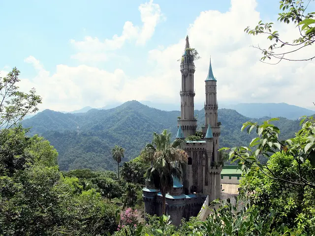 【新竹關西廢墟童話世界】迪士尼睡美人城堡夢幻景點~佛陀世界