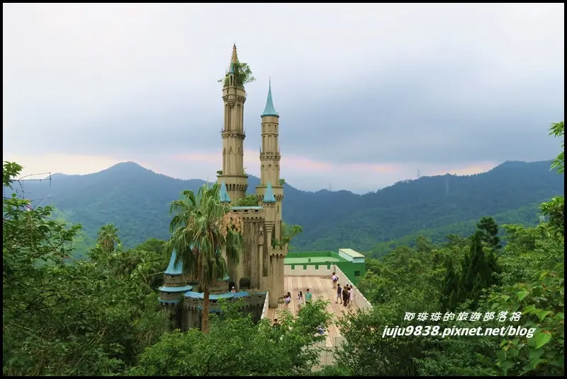 新竹關西。走入塵封已久的童話世界夢幻城堡(佛陀世界)
