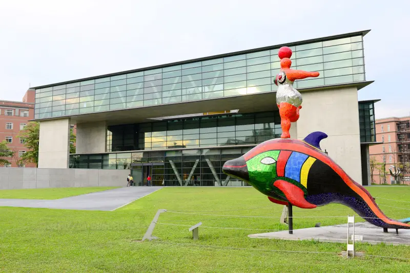 【美食】台中。霧峰《芒果咖啡 Mango Modern 》亞洲大學現代美術館 與安藤忠雄建築下午茶 - 卡琳。摸魚兒趣