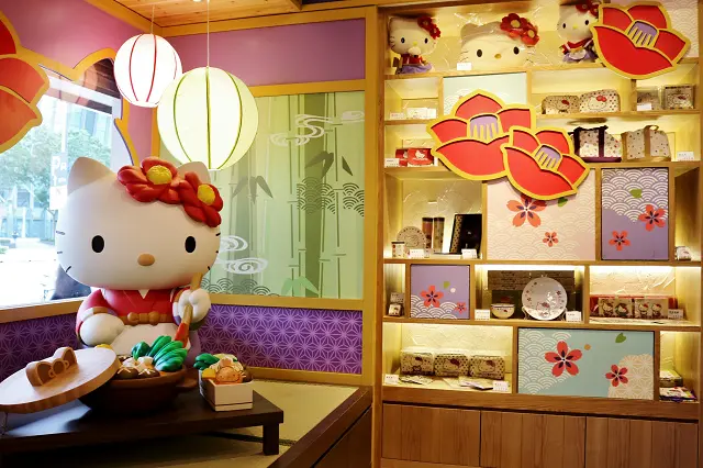 【台北美食】HELLO KITTY Shabu-Shabu火鍋二號店(南京店)-『台北小巨蛋站』超可愛Kitty主題餐廳．個人鴛鴦火鍋