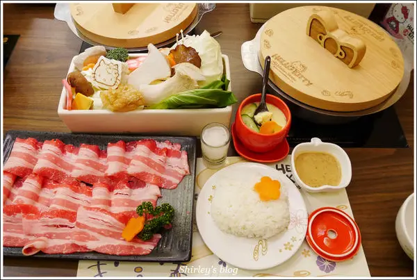 捷運台北小巨蛋站．HELLO KITTY火鍋二號店(南京店) 