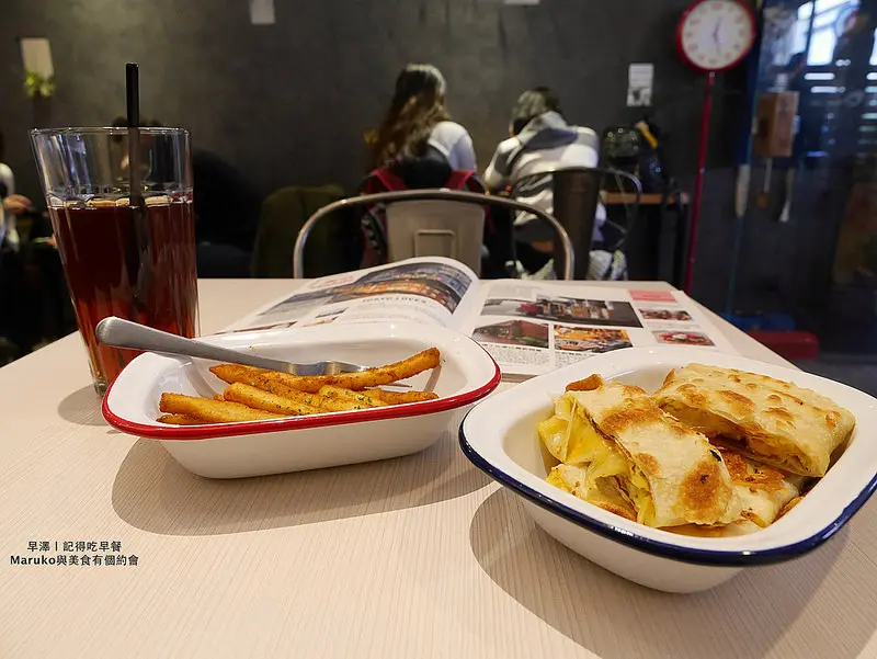 【台北中正｜早澤】泥濘手工蛋餅三種起司酥辣有勁竟然還有泥土可以吃