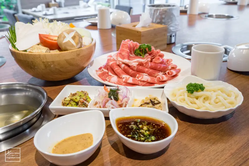 桃園｜青埔美食【55POT精緻鍋物】近桃園機場捷運A17站