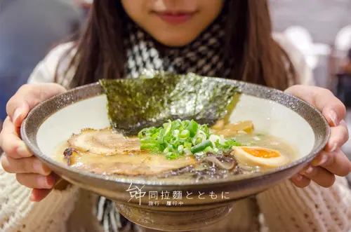 【台中/西屯】同拉麵とともに-文心店，深夜為你而開的客製化拉麵