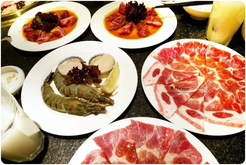 【台中.西屯】屋馬燒肉 國安店。傳說在地人，外地人都指定要吃的燒肉(?)第4家分店落腳中科米平方商場