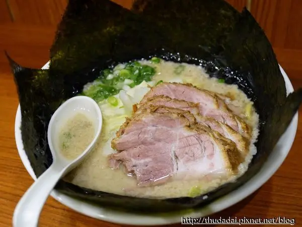 [豚骨食記] 台北大安－山嵐拉麵~背脂甜美噴香