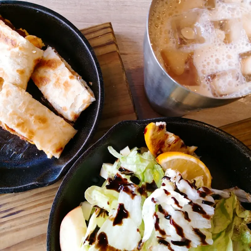 【新北市新店區 / 早午餐 / 捷運七張】新店美食 就算睡到中午也有早午餐可以吃 雨田+