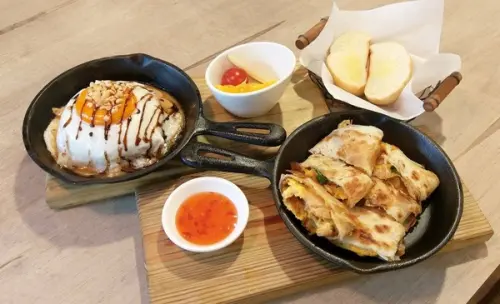 雨田+ - 新店知名早午餐 四種起司組成的超爆漿豪華綜合起司土司怎麼可以錯過 悠閒假日的好去處              