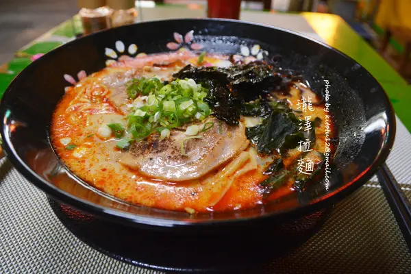 【台中西區】瓏澤拉麵國立台灣美術館深夜食堂