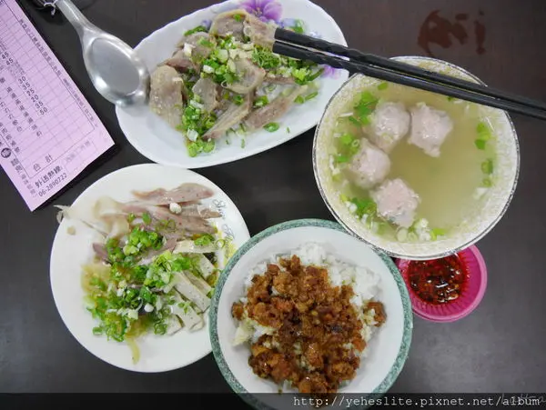 賴記冰鎮醉滷味- 隱藏的菜單?請說通關密語:我想吃有著淡淡飄香中藥材味的冰鎮鴨翅 