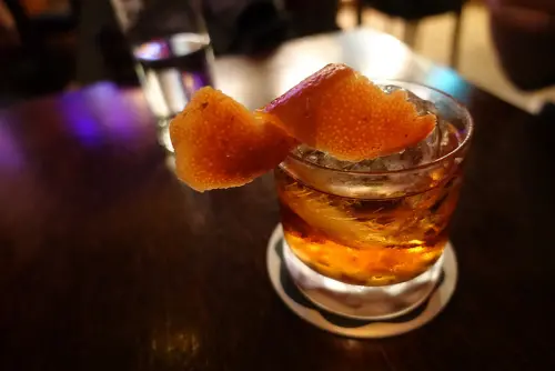 (胖樺食記)捷運科技大樓站酒吧「Prozac Balcony 百憂解陽台」/舒適帶異國風情的小酒館/客製化調酒