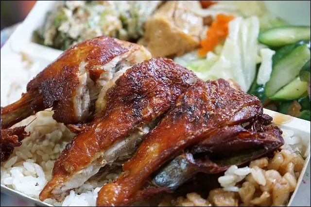 《中和美食/小姑食記》中和真好味便當，給你家常菜的美味!