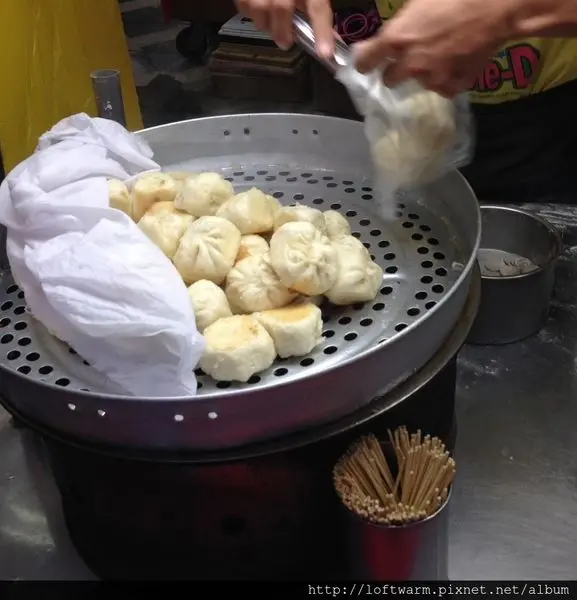[中原夜市] 素食高麗菜水煎包 