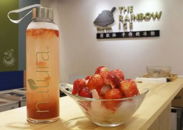 【台中西區。美食】蒝紅彩手作冰館 // 剉冰、雪花冰、新鮮水果冰沙、手工豆花幾乎都老闆自作自售，真材實料品質掛保證的好店，大推！