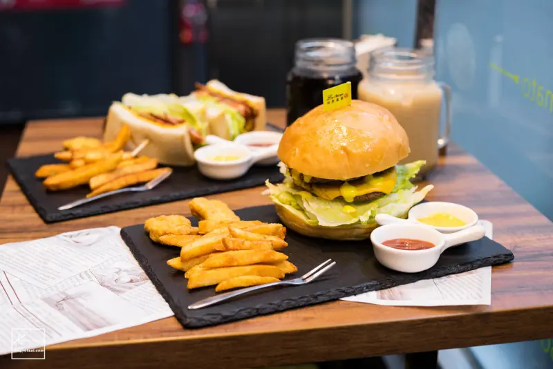 新北板橋｜【林斯漢堡美式餐廳】三明治、炸物(近捷運府中站1號出口)