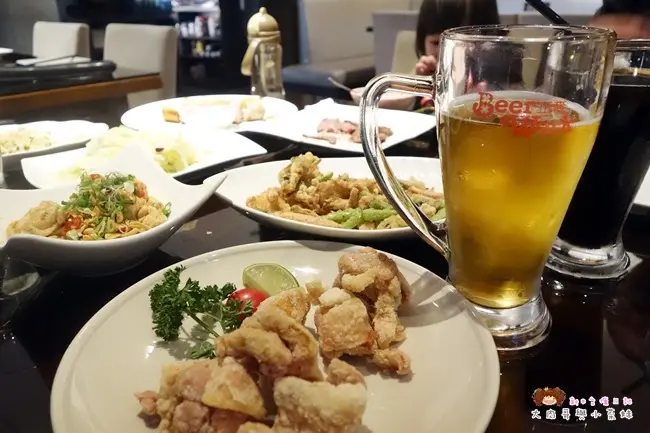 《新竹啤酒餐廳》正麥BeerWork鮮釀餐廳～口味清爽菜色豐富，帶小朋友也合適的啤酒餐廳，好停車，近新竹交流道／竹科園區，聚餐首選