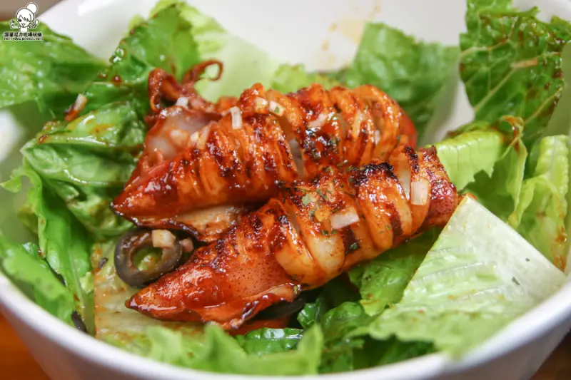 就是超獨特！下午兩點就營業的麋鹿背包餐酒館，跟著麋鹿去旅遊吃美食